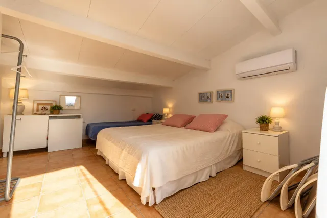 Ático dúplex de 80 m2 con terraza privada y vistas al mar en la Colònia de Sant Jordi — 18