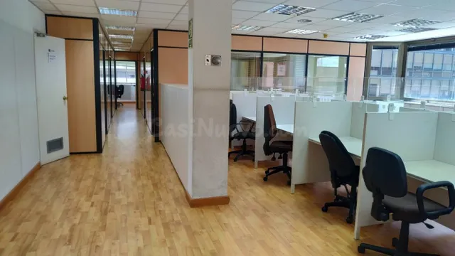 CUZCO-CASTELLANA, OFICINA 250m2, calefacción, AIRE ACONDICIO