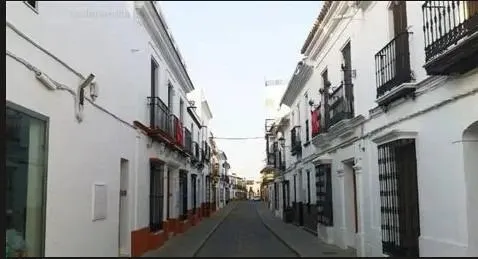 CASA EN VILLAVERDE DEL RIO