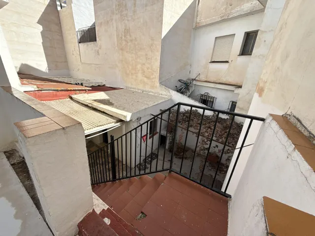 Fuengirola, Centro, Casa con 4 Dormitorios, Patio, Terraza. — 15