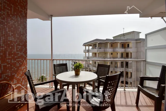 ¡VISTAS AL MAR! REFORMADO CON TERRAZA Y ASCENSOR