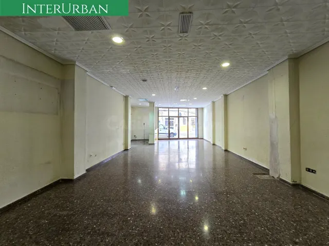 Amplio Bajo Comercial con 178 m2 en alquiler en Llíria – Zon - foto 5