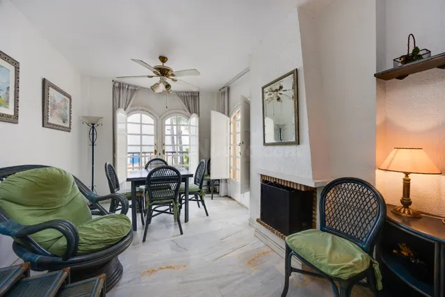 Apartamento de tres dormitorios y dos baños en residencial D - foto 3