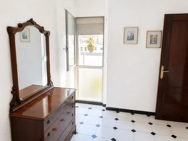 AMPLITUD, LUZ Y CALIDAD DE VIDA EN CÁDIZ — 23