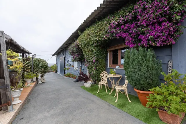 Chalet independiente en Cambre, A Coruña — 41