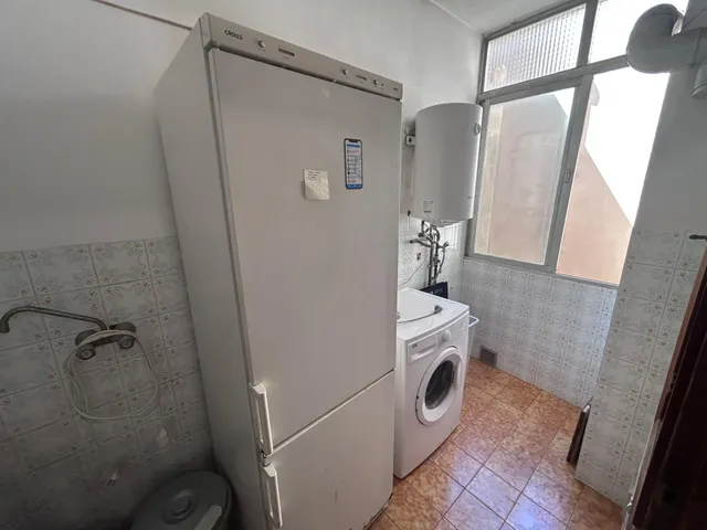Amplio piso de 3 habitaciones, techo libre y dos balcones en Pòrtol — 15