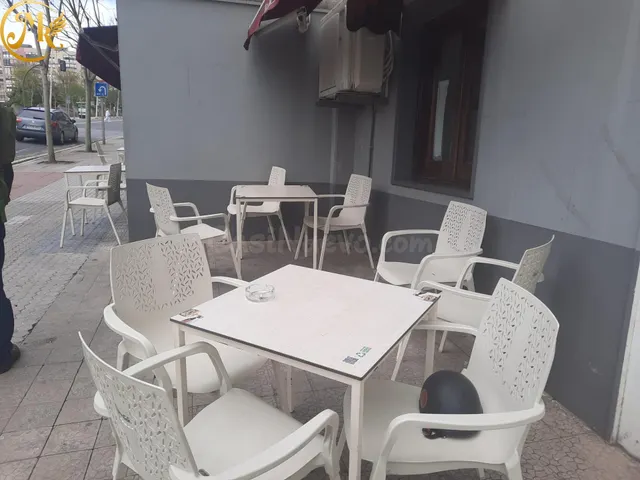 Traspaso Bar-Restaurante junto al Hospital Valdecilla, se traspasa por  jubilación. — 3