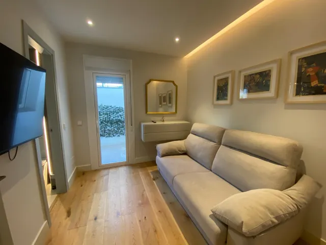 Elegante Piso en Venta en Gaztambide, Madrid — 18