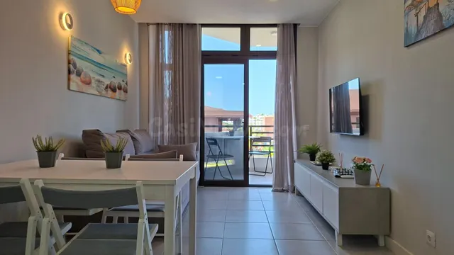Luminoso y acogedor apartamento reformado junto al Yumbo - foto 2