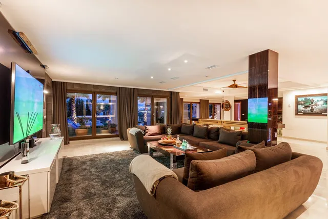 Chalet 5 habitaciones 528m² en venta - Costa del Sol — 13