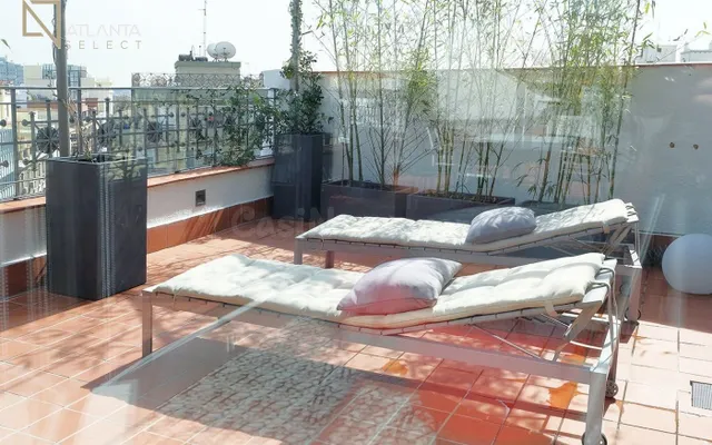 INCREIBLE ATICO DE 125M2+100M2 DE TERRAZA - foto 4