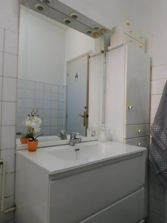 OPORTUNIDAD PISO 4º PLANTA 103 M2 TODO EXTERIOR CON ASCENSOR, 3 DORMITORIOS, BAÑO. — 25