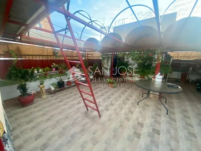 VENTA DE CASA EN SAN VICENTE DEL RASPEIG, ZONA CENTRO — 44