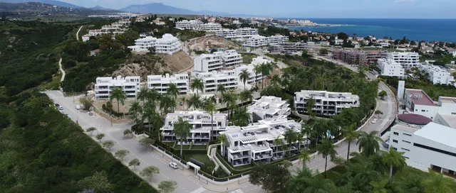 Vive el Lujo y la Tranquilidad en el Corazón de la Costa del Sol — 35