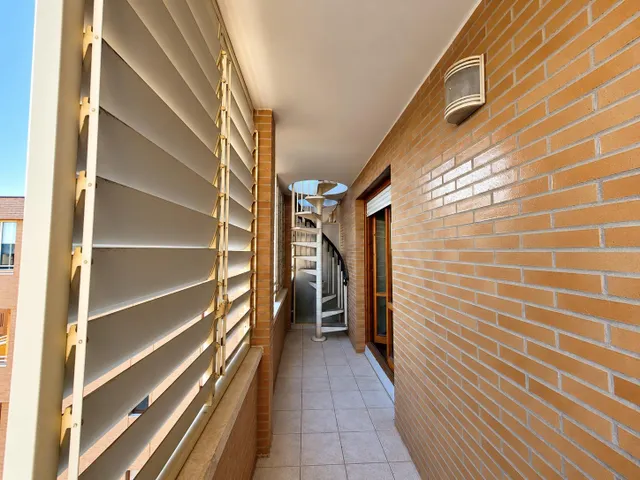 Espectacular dúplex tipo tríplex con solárium privado y vistas en actur — 32
