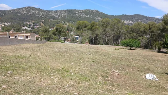 TERRENO/PARCELA EN CANYELLES — 3