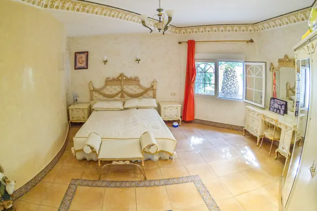 Villa 6 habitaciones 411m² en venta - Tossal Gros — 6