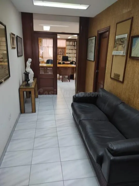¡¡ATENCION EMPRENDEDORES!! INCREIBLE OFICINA DE 110M2 SITUAD - foto 5