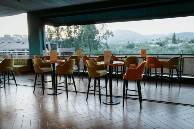Restaurante 220m² en venta - Marbella — 14