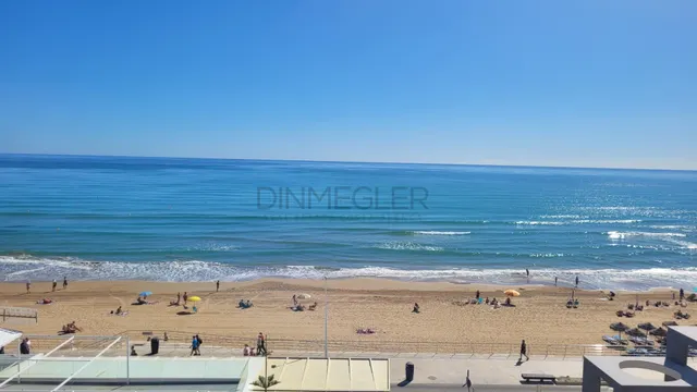 Primera línea, Piscina, parking en La Mata! — 30