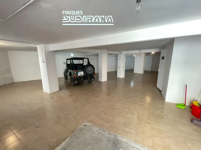 LOCAL COMERCIAL AMB POSSIBILITAT DE CANVI D'ÚS A HABITATGE A VILANOVA DEL CAMÍ — 17