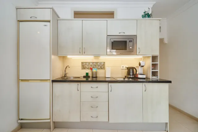 Piso de 1 dormitorio  1 Baño -  A metros del Puerto deportivo de   Fuengirola — 9