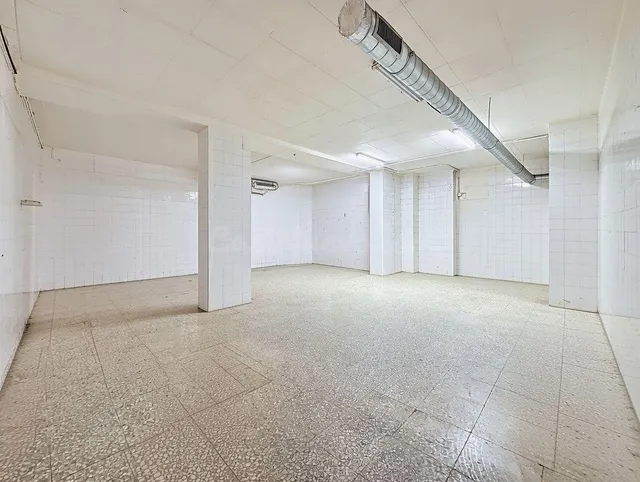 Oportunidad estratégica: local comercial de alto impacto en  - foto 4