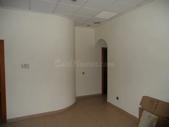 Local comercial 250m² en venta - Castellón - foto 3