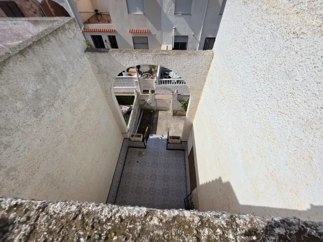 Magnifica vivienda para reformar, buena ocasion para invertir — 38