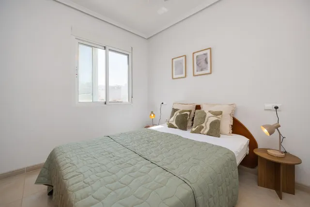 ATICO de 1 dormitorio con SOLARIUM PRIVADO en el centro de Torrevieja — 21