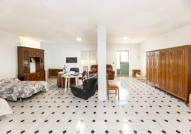 Espectacular chalet independiente con piscina en Alfacar — 34
