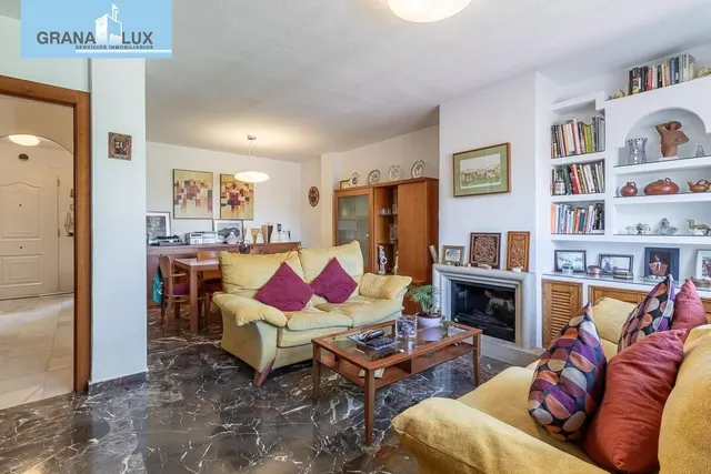 CASA PAREADA EN LA ZUBIA CON PISCINA, ZONA DE BARBACOA Y JARDÍN — 12