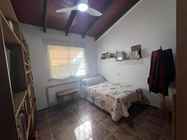 Una casa rural verdaderamente especial: privada, acogedora y perfectamente conectada tanto con el pueblo como con la costa. Bienvenido a un lugar dondela paz, el espacio y la naturaleza se fusionan — 12
