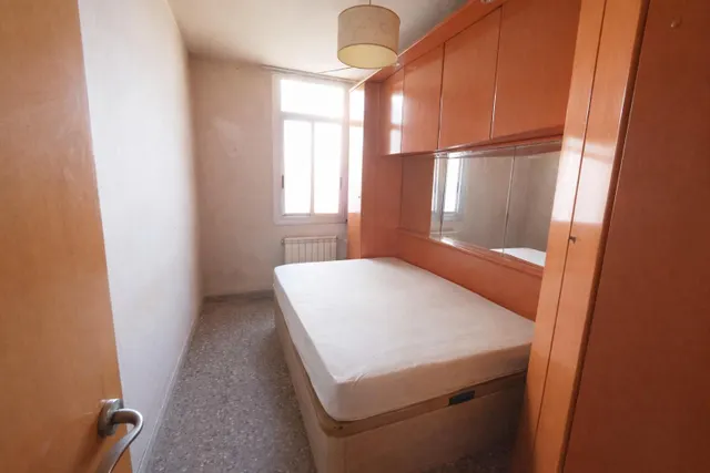 SE VENDE PISO EN MANRESA, ZONA CARRETERA VIC- REMEI — 5