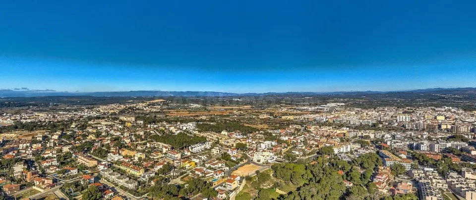 PISO EN TORREDEMBARRA