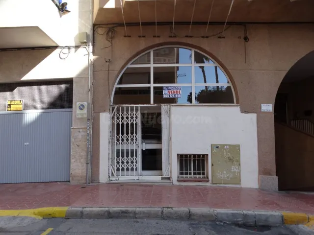 Local comercial 170m² en venta - CENTRO