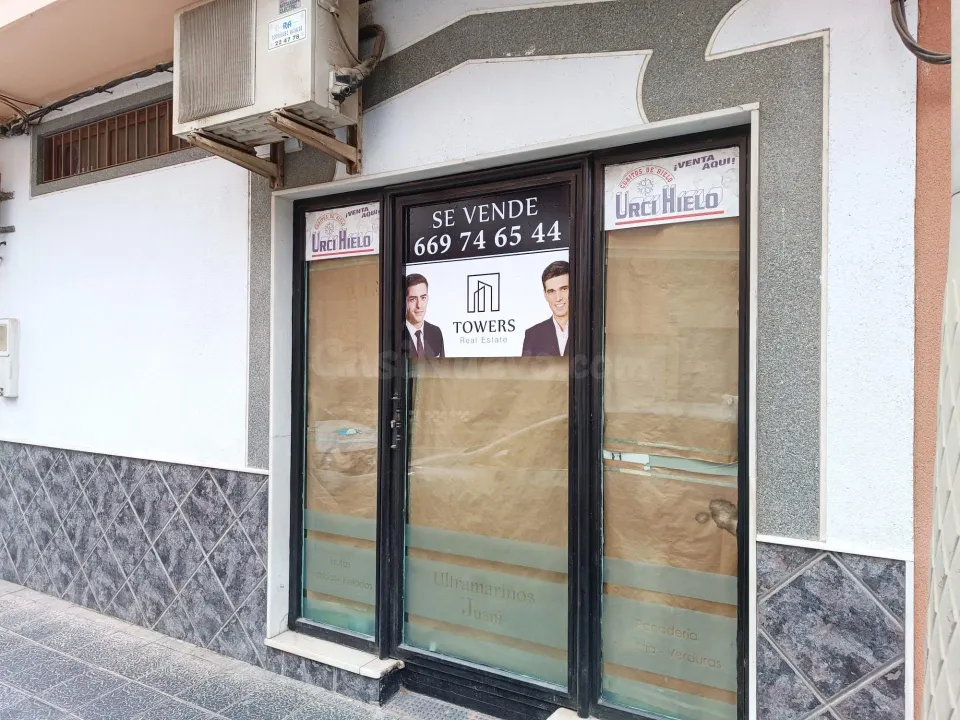 Local comercial 80m² en venta - Los angeles