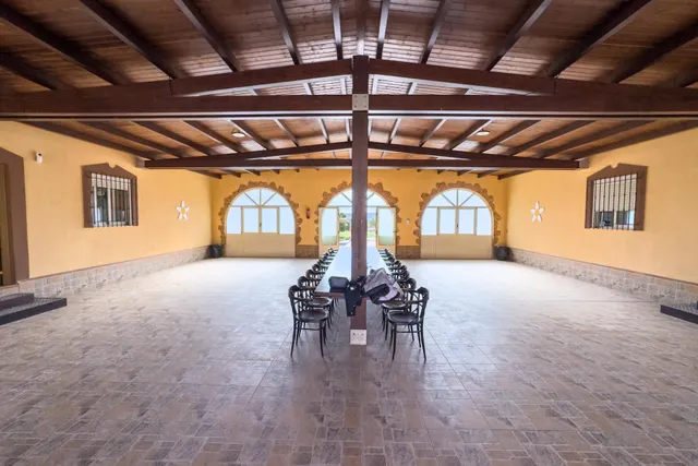 Espectacular finca rústica vallada con viviendas, salón de eventos y piscina en Fuente Álamo — 7
