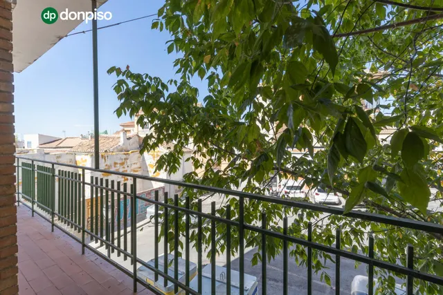 Edificio con gran potencial de inversión en La Zubia — 23