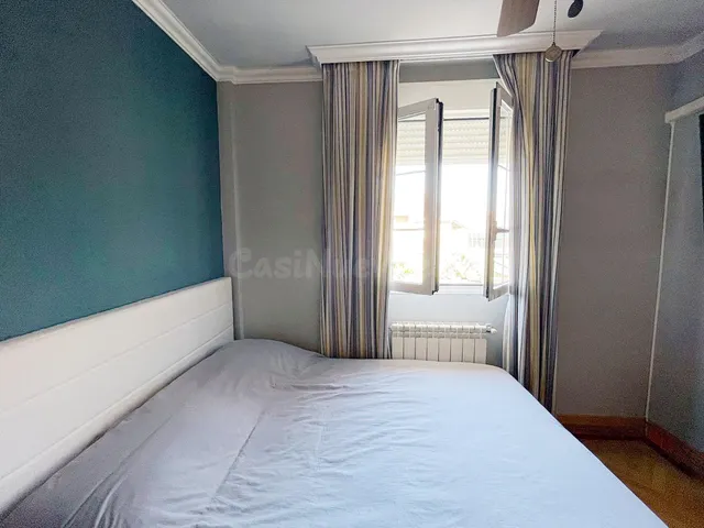 EN ALQUILER HABITACIÓN PARA CHICAS ESTUDIANTES EN VILLANUEVA - foto 2
