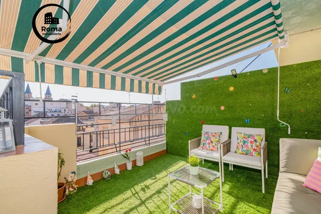 ¡Tu Nuevo Hogar te espera! Semi-ático Reformado con Gran Ter - foto 2
