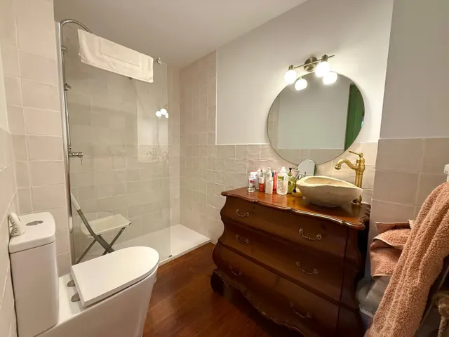 Centro San Lorenzo. Excelente piso reformado y amueblado de 3 habitaciones 2 baños se alquila. — 10