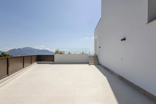 Villa 3 habitaciones 165m² en venta - Casco urbano — 40