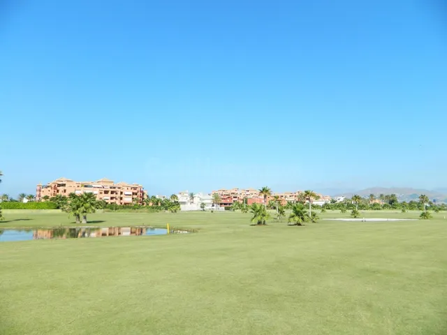 Parcela rústica en venta, llana y vallada, a solo 4,3 km de la playa de Granada — 3