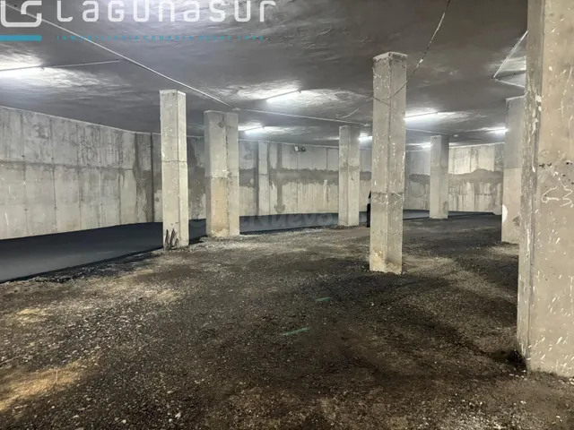 PLAZAS DE GARAJE EN EL MEDANO - foto 4