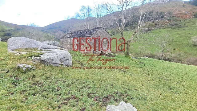 CABAÑA DE PIEDRA EN SOBA. VALDICCON — 29