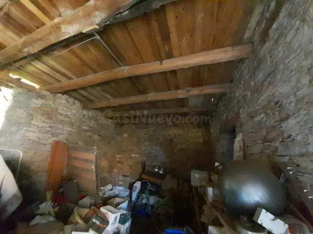 CASA DE PIEDRA PARA REFORMAR CON PATIO Y TERRENO EN ALMAZCAR - foto 2