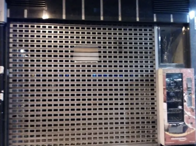 Urbis te ofrece un estupendo local comercial en zona Alamedi
