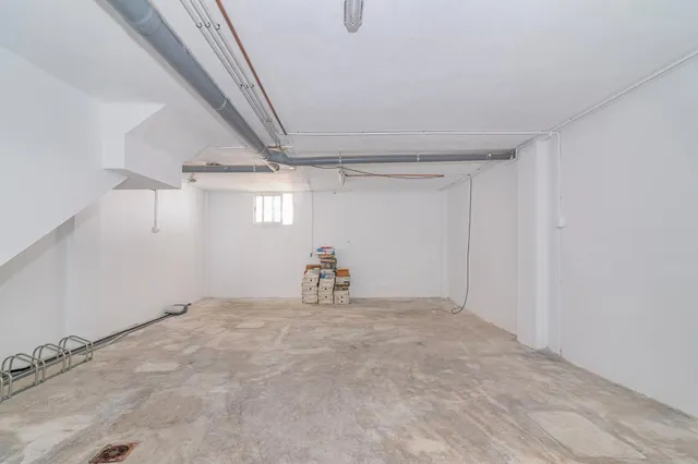 ESTUPENDA CASA ADOSADA DE 4 DORMITORIOS EN BELICENA - foto 4