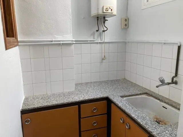 VENTA DE LOCAL COMERCIAL CENTRICO EN BENIFAIO — 6
